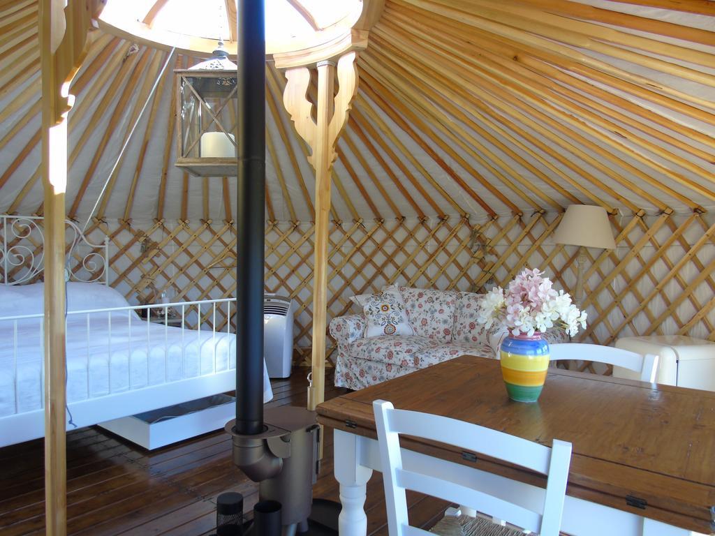 Отель Glamping Abruzzo - The Yurt Catignano Экстерьер фото